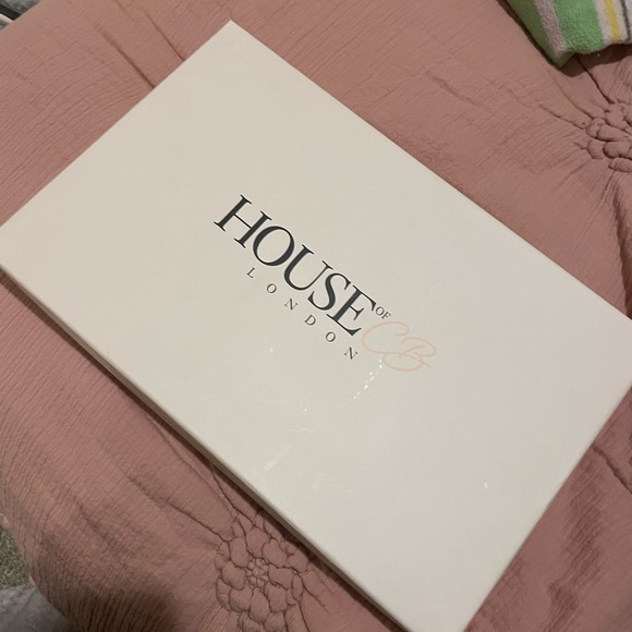 PASTEL YELLOW HOUSE OF CB 
MISTRESS ROCKS - Picture 6 of 7